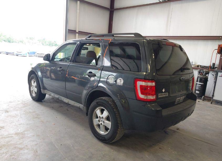 Photo 3 of 2009 Ford Escape XLT (VIN 1FMCU03G19KB35026)