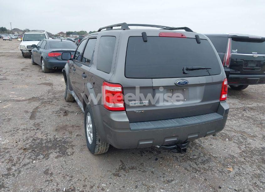 Photo 3 of 2009 Ford Escape XLT (VIN 1FMCU03G19KD15428)