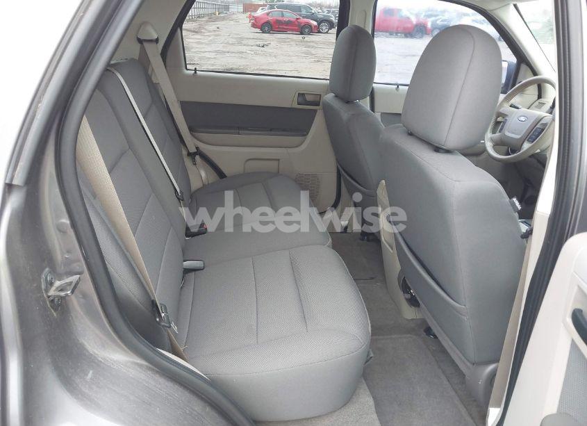 Photo 8 of 2009 Ford Escape XLT (VIN 1FMCU03G19KD15428)