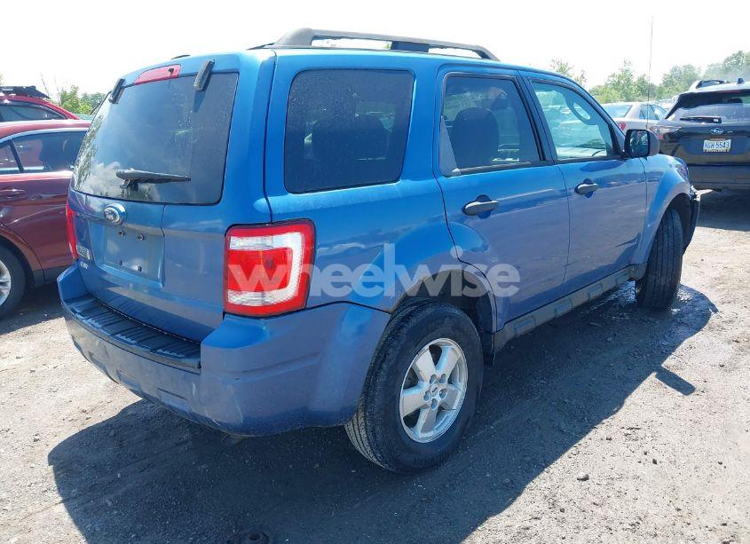 Photo 4 of 2009 Ford Escape XLT (VIN 1FMCU03G29KA08124)