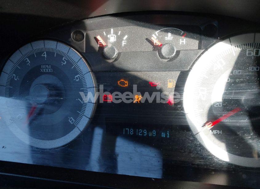 Photo 15 of 2009 Ford Escape XLT (VIN 1FMCU03G39KA51323)