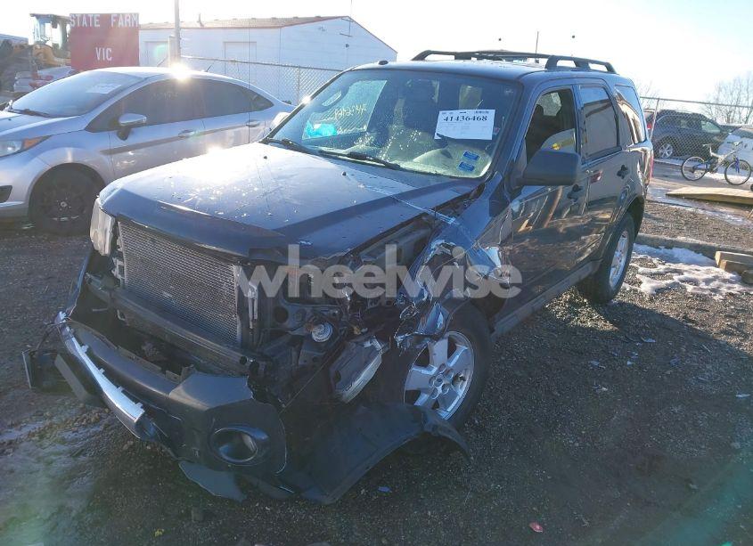 Photo 2 of 2009 Ford Escape XLT (VIN 1FMCU03G39KA51323)