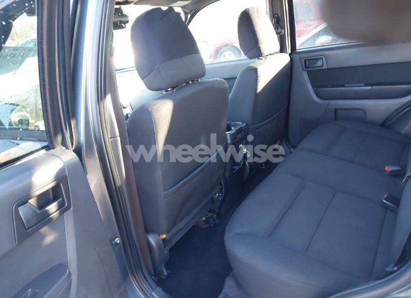 Photo 8 of 2009 Ford Escape XLT (VIN 1FMCU03G39KA51323)