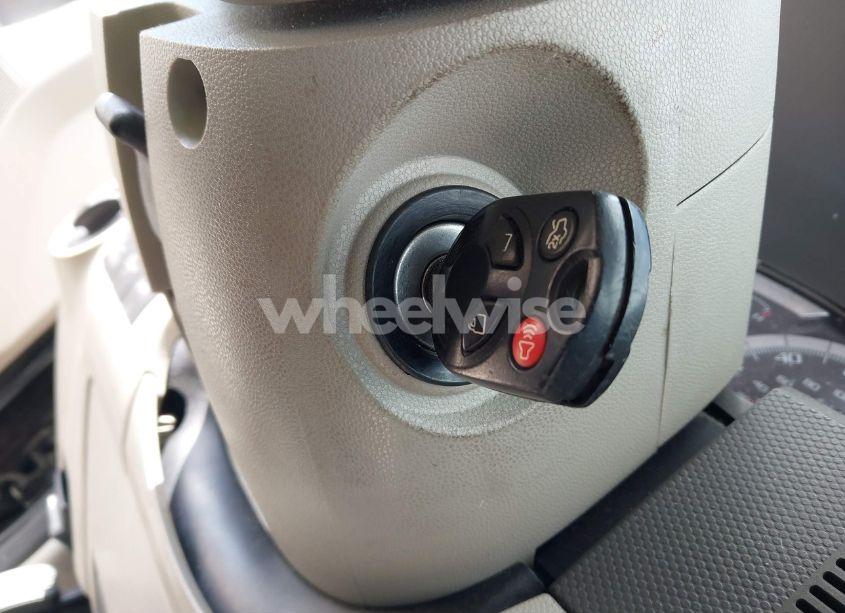 Photo 11 of 2009 Ford Escape XLT (VIN 1FMCU03G39KC85736)