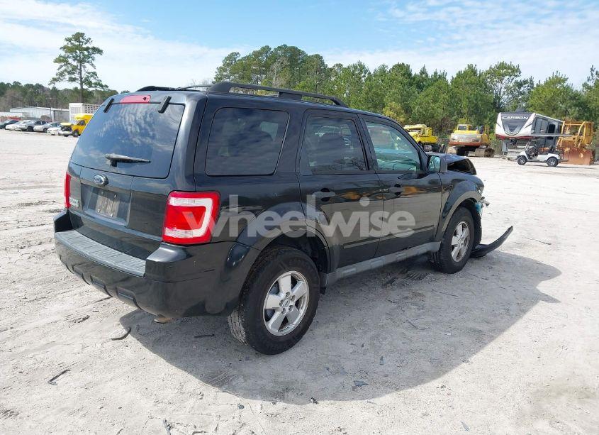 Photo 4 of 2009 Ford Escape XLT (VIN 1FMCU03G39KC85736)