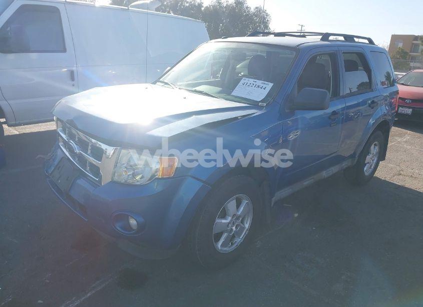 Photo 2 of 2009 Ford Escape XLT (VIN 1FMCU03G49KA49841)