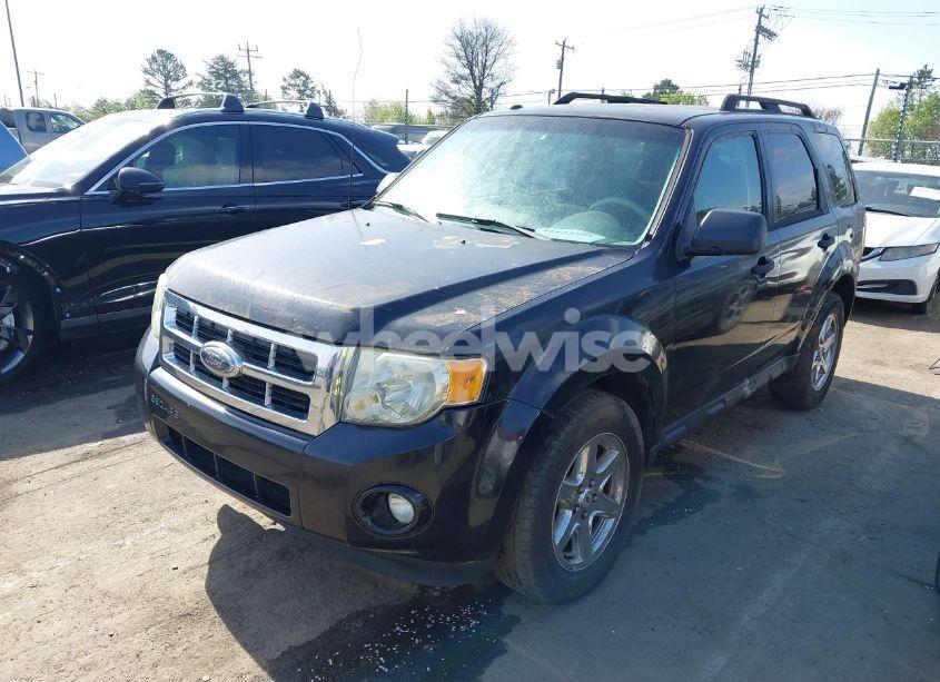 Photo 2 of 2009 Ford Escape XLT (VIN 1FMCU03G49KA56627)