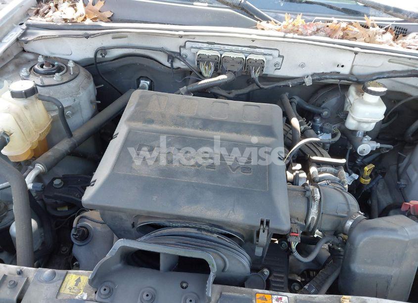 Photo 10 of 2009 Ford Escape XLT (VIN 1FMCU03G49KC48212)