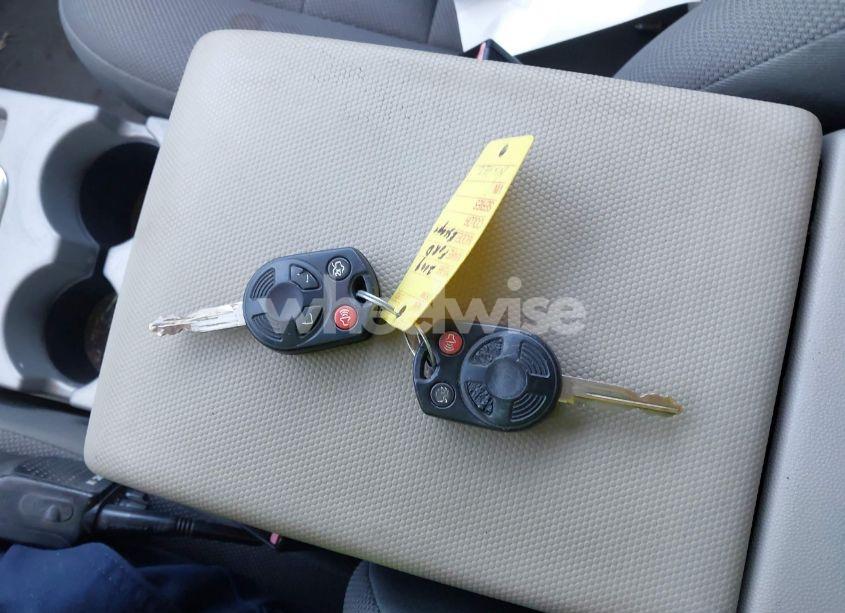 Photo 11 of 2009 Ford Escape XLT (VIN 1FMCU03G59KC03697)