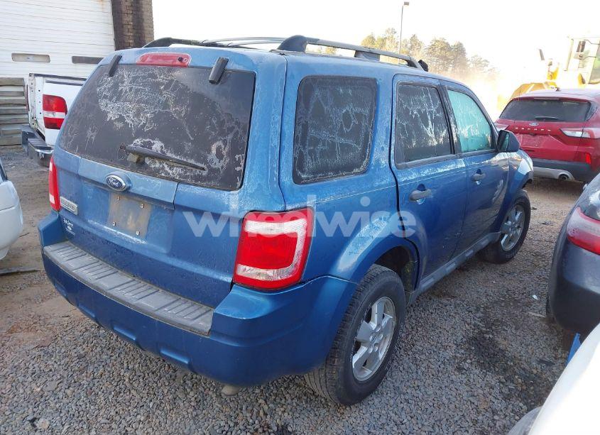 Photo 4 of 2009 Ford Escape XLT (VIN 1FMCU03G59KC03697)