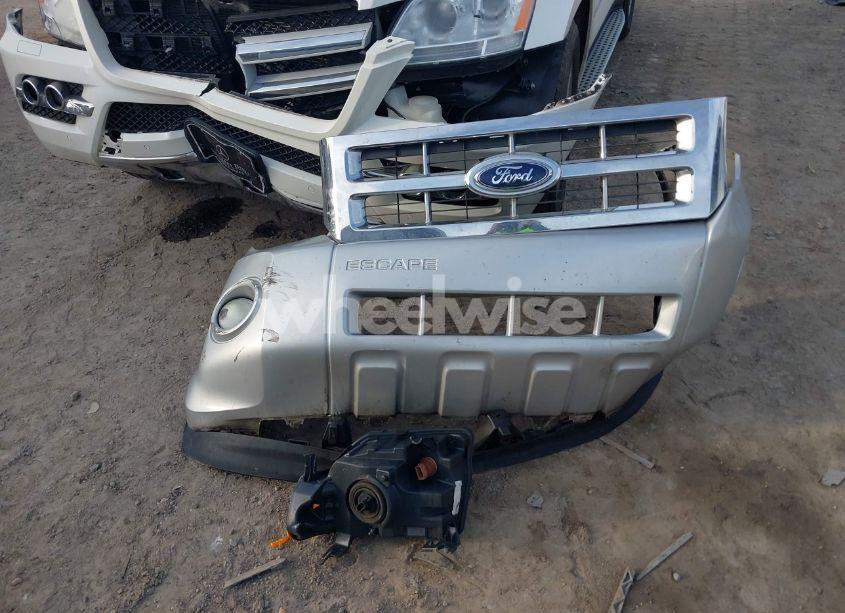 Photo 12 of 2009 Ford Escape XLT (VIN 1FMCU03G69KA44088)