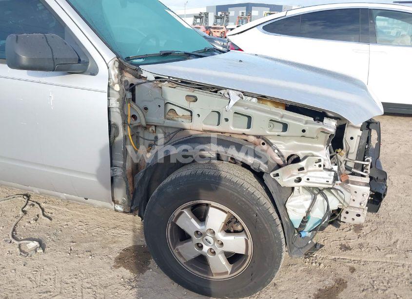 Photo 6 of 2009 Ford Escape XLT (VIN 1FMCU03G69KA44088)