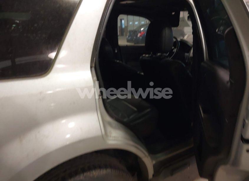 Photo 8 of 2009 Ford Escape XLT (VIN 1FMCU03G69KA93839)