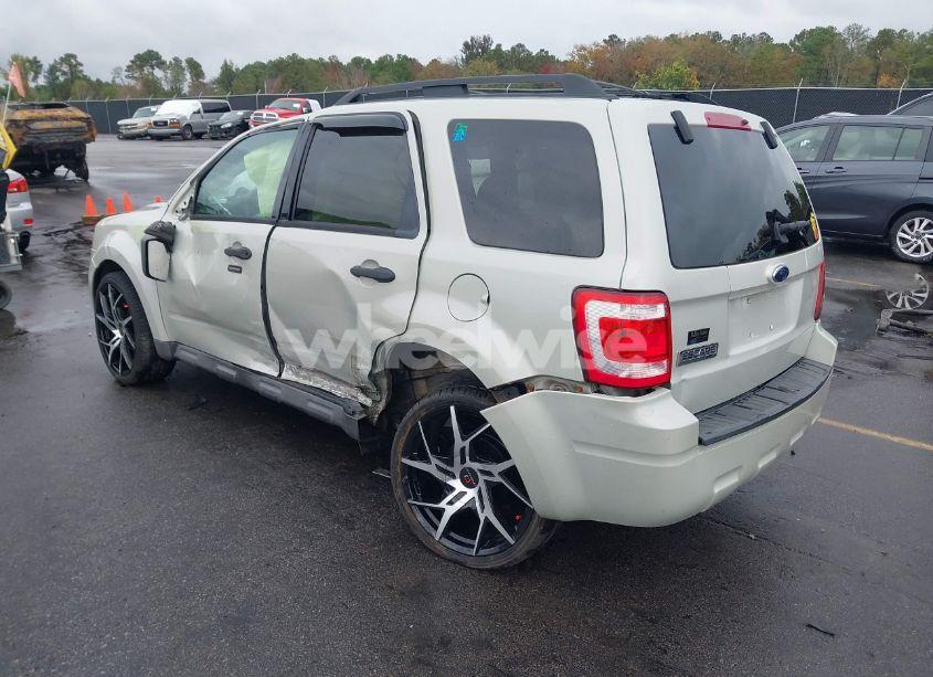 Photo 3 of 2009 Ford Escape XLT (VIN 1FMCU03G69KB34986)