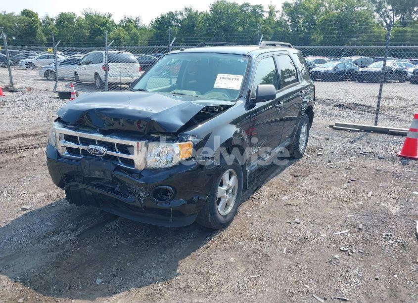 Photo 2 of 2009 Ford Escape XLT (VIN 1FMCU03G79KA21998)