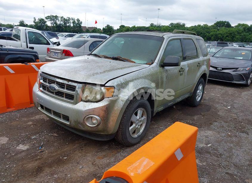 Photo 2 of 2009 Ford Escape XLT (VIN 1FMCU03G79KA30331)