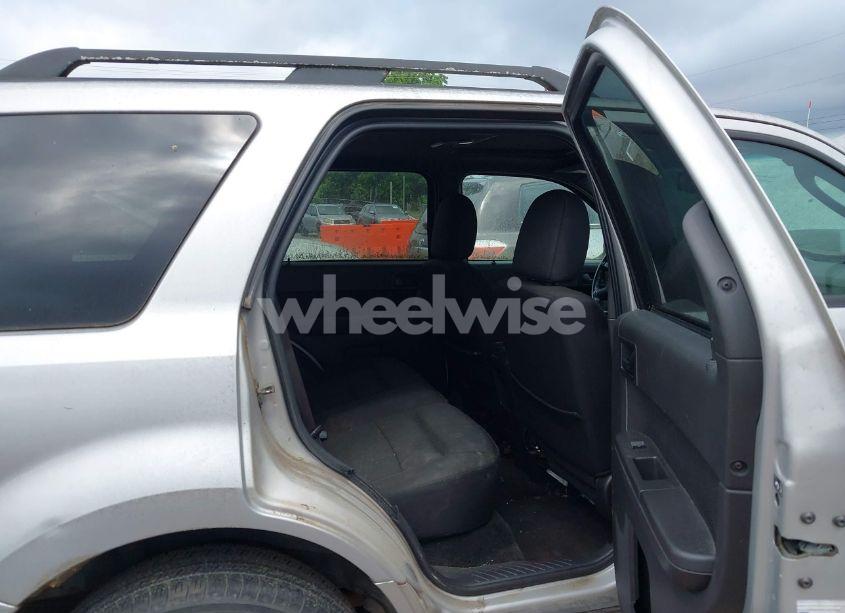 Photo 8 of 2009 Ford Escape XLT (VIN 1FMCU03G79KA30331)