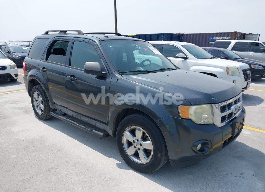 2009 Ford Escape XLT (VIN 1FMCU03G79KA36193) main photo