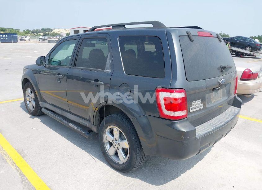 Photo 3 of 2009 Ford Escape XLT (VIN 1FMCU03G79KA36193)