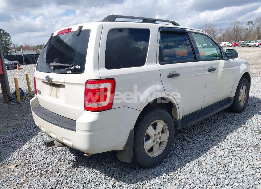 Photo 4 of 2009 Ford Escape XLT (VIN 1FMCU03G79KA82039)