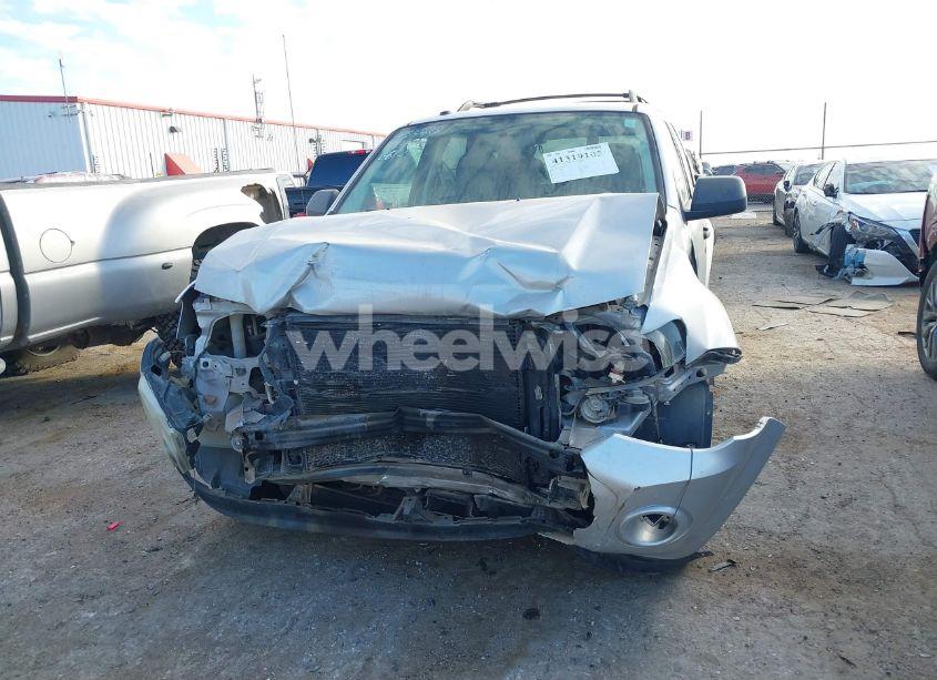 Photo 11 of 2009 Ford Escape XLT (VIN 1FMCU03G79KC98327)