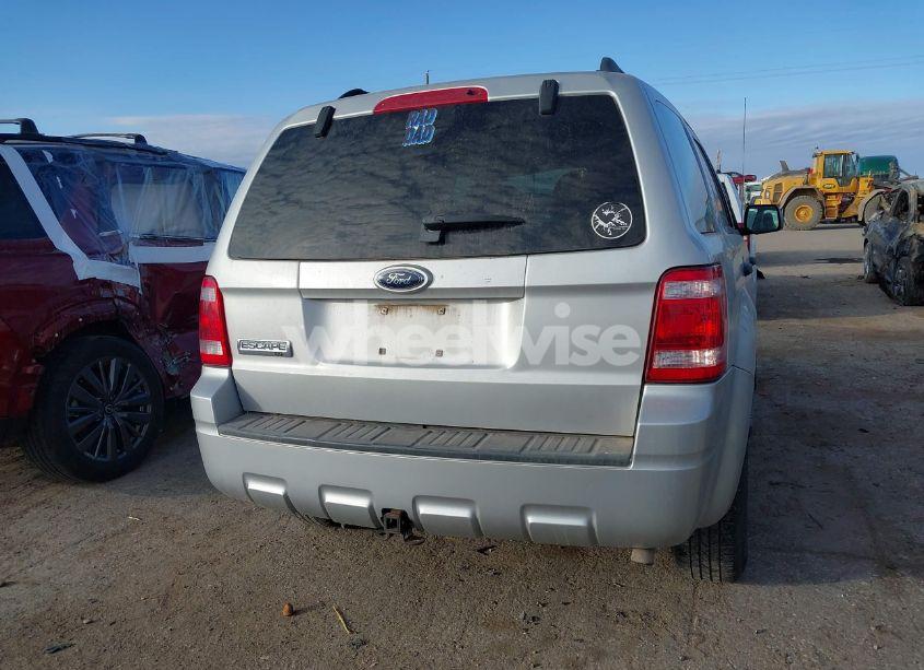 Photo 15 of 2009 Ford Escape XLT (VIN 1FMCU03G79KC98327)