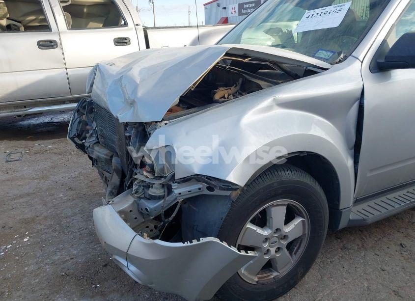 Photo 6 of 2009 Ford Escape XLT (VIN 1FMCU03G79KC98327)