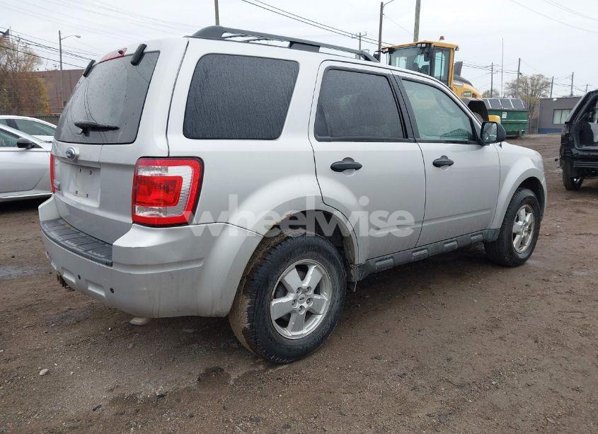 Photo 4 of 2009 Ford Escape XLT (VIN 1FMCU03G79KC98490)