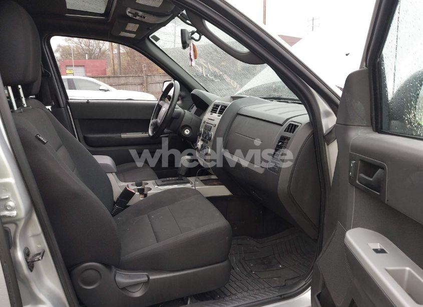 Photo 5 of 2009 Ford Escape XLT (VIN 1FMCU03G79KC98490)