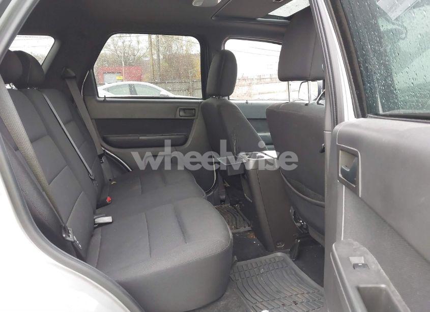 Photo 8 of 2009 Ford Escape XLT (VIN 1FMCU03G79KC98490)