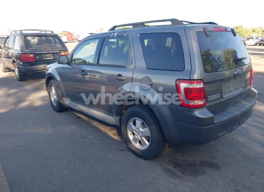 Photo 3 of 2009 Ford Escape XLT (VIN 1FMCU03G89KA53827)