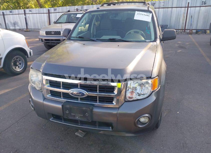 Photo 6 of 2009 Ford Escape XLT (VIN 1FMCU03G89KA53827)