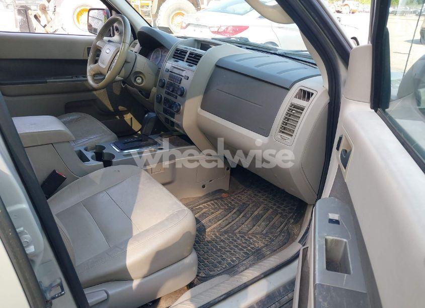 Photo 5 of 2009 Ford Escape XLT (VIN 1FMCU03GX9KA29285)