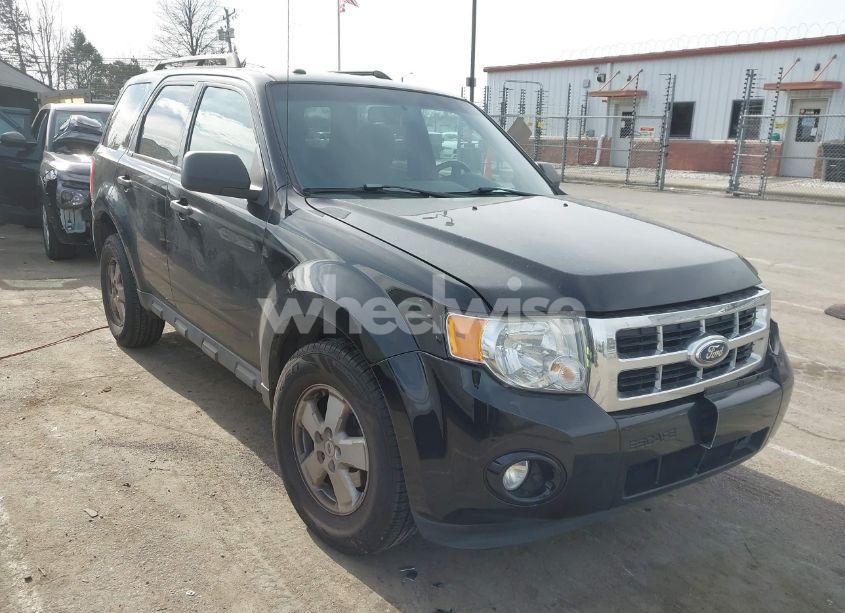 2009 Ford Escape XLT (VIN 1FMCU03GX9KB54514) main photo