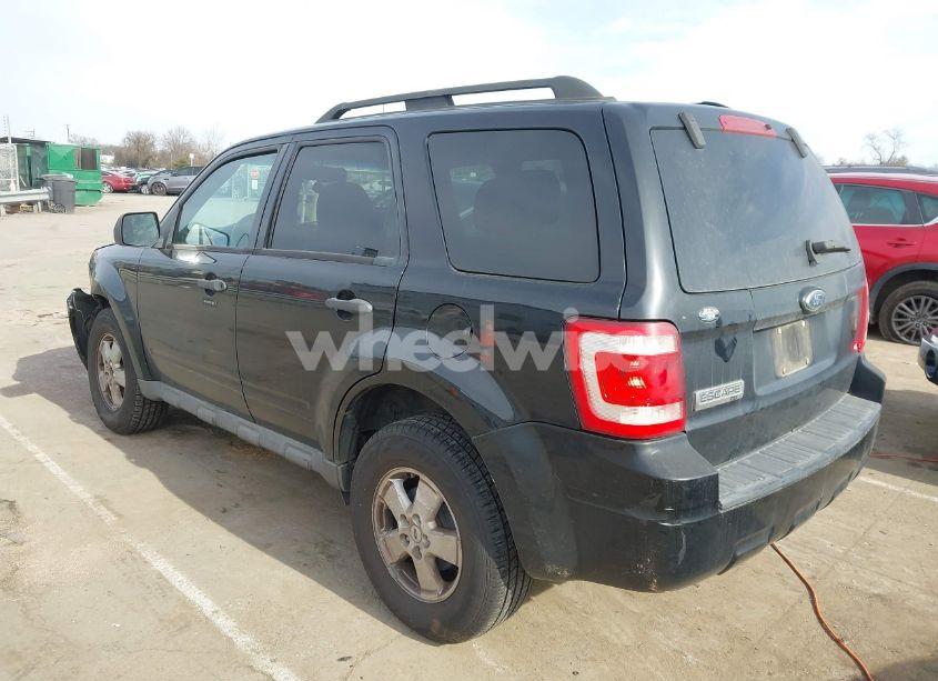 Photo 3 of 2009 Ford Escape XLT (VIN 1FMCU03GX9KB54514)