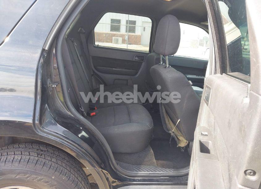 Photo 8 of 2009 Ford Escape XLT (VIN 1FMCU03GX9KB54514)