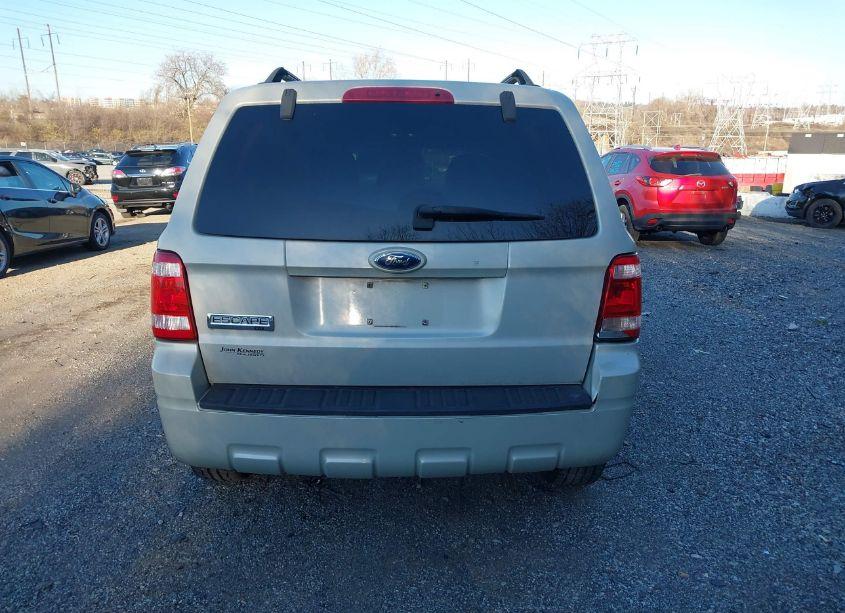 Photo 16 of 2008 Ford Escape XLT (VIN 1FMCU03Z08KE31106)
