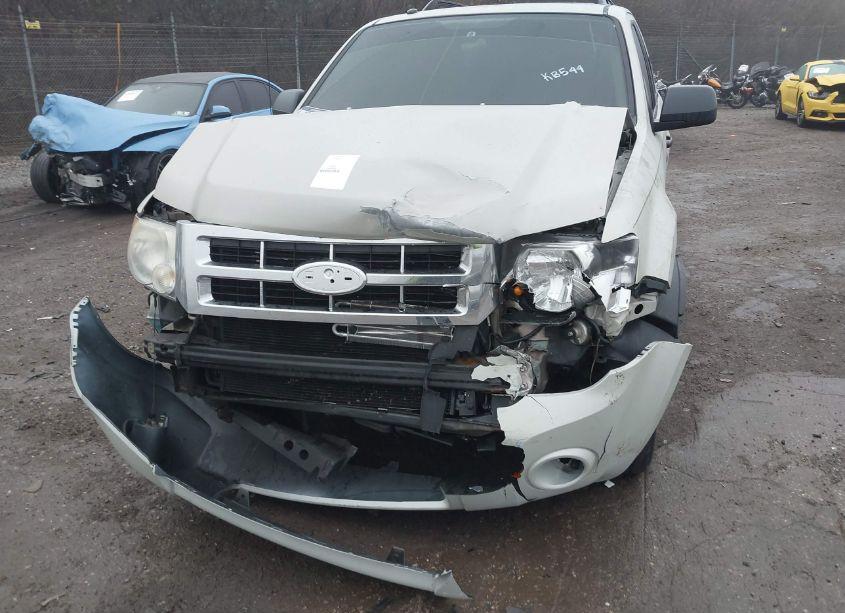 Photo 17 of 2008 Ford Escape XLT (VIN 1FMCU03Z08KE31106)