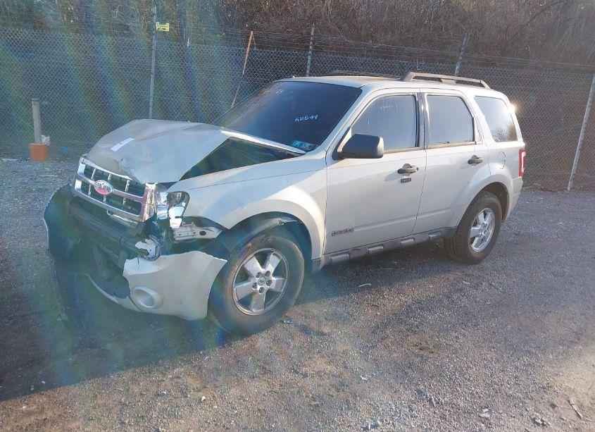 Photo 2 of 2008 Ford Escape XLT (VIN 1FMCU03Z08KE31106)