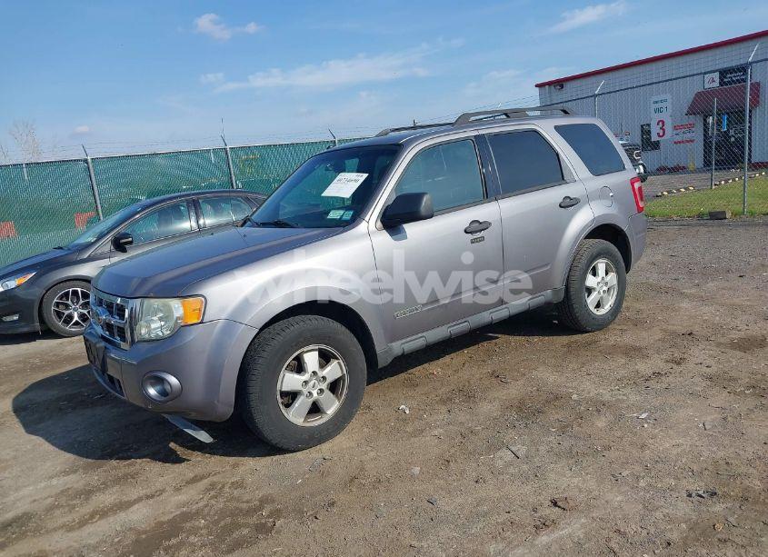 Photo 2 of 2008 Ford Escape XLT (VIN 1FMCU03Z18KC30895)