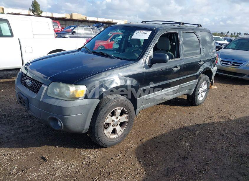 Photo 2 of 2007 Ford Escape XLT (VIN 1FMCU03Z27KB08562)