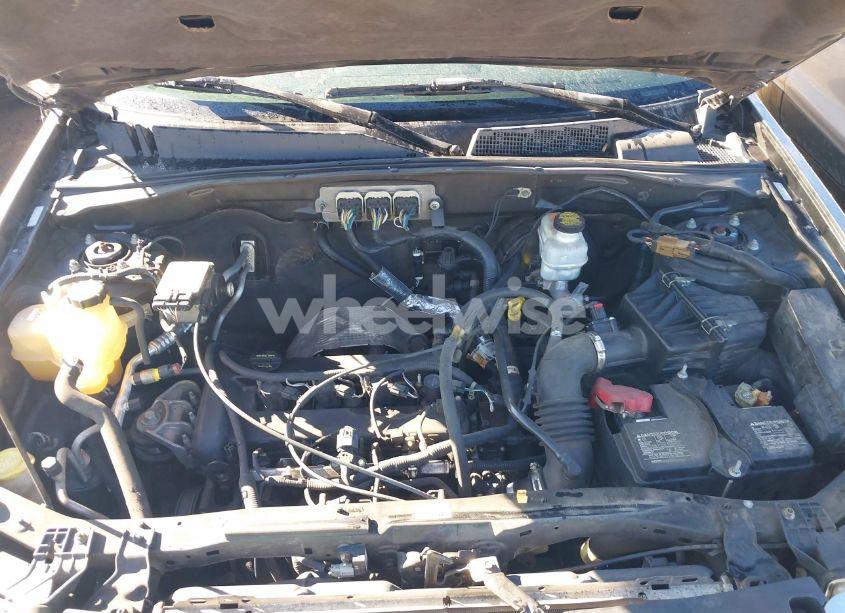 Photo 10 of 2008 Ford Escape XLT (VIN 1FMCU03Z28KA16238)