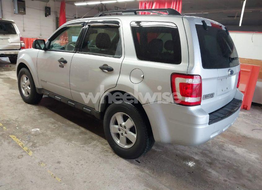 Photo 3 of 2008 Ford Escape XLT (VIN 1FMCU03Z28KA77492)