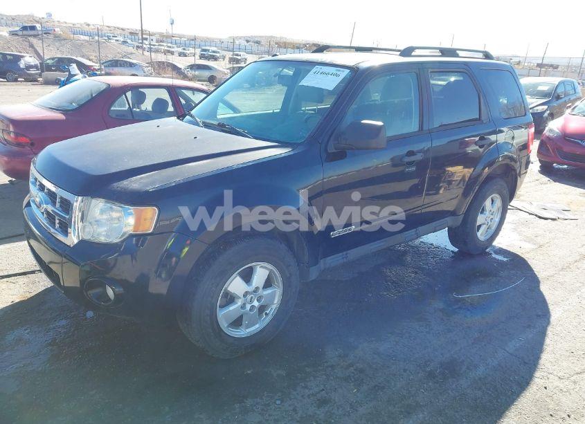 Photo 2 of 2008 Ford Escape XLT (VIN 1FMCU03Z28KE01010)