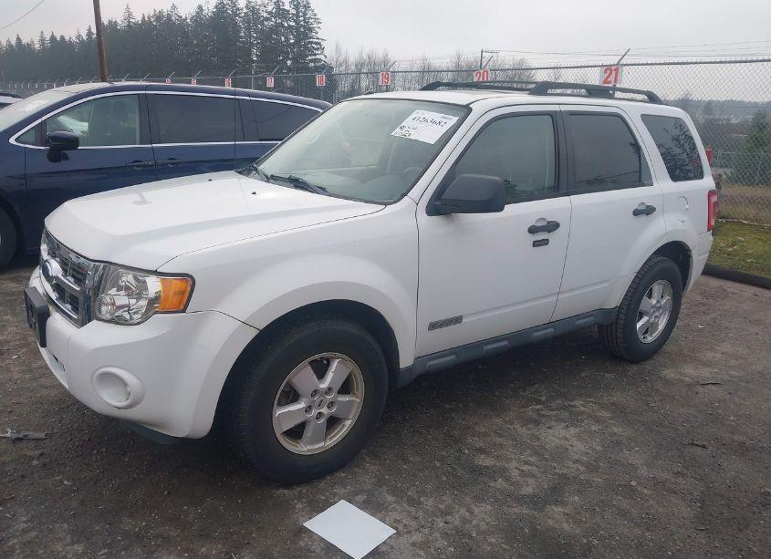 Photo 2 of 2008 Ford Escape XLT (VIN 1FMCU03Z28KE01668)