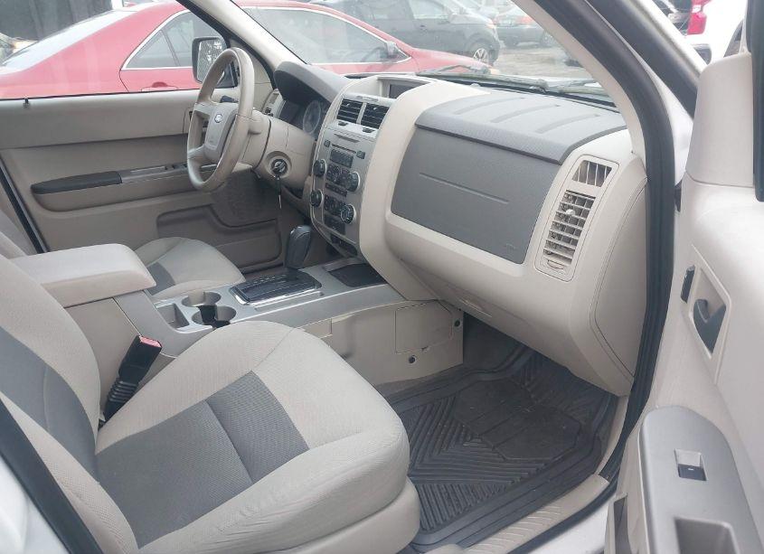 Photo 5 of 2008 Ford Escape XLT (VIN 1FMCU03Z28KE01668)