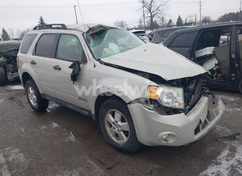 2008 Ford Escape XLT (VIN 1FMCU03Z28KE11939) main photo