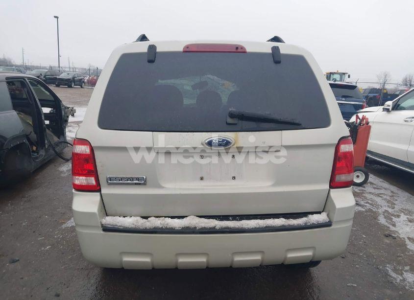 Photo 16 of 2008 Ford Escape XLT (VIN 1FMCU03Z28KE11939)