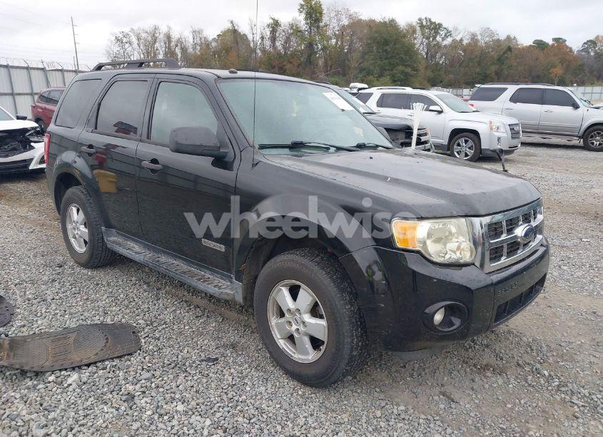 2008 Ford Escape XLT (VIN 1FMCU03Z28KE64379) main photo