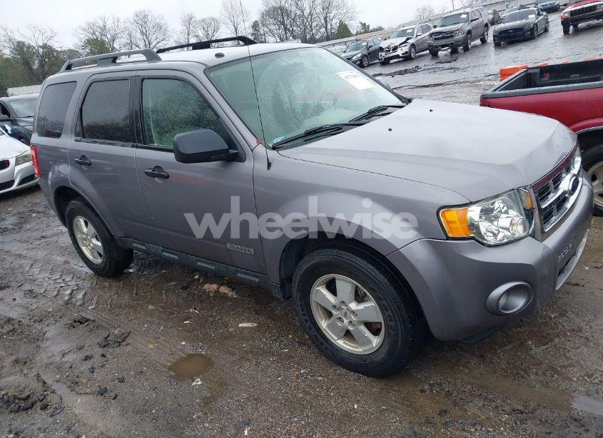 2008 Ford Escape XLT (VIN 1FMCU03Z48KC46024) main photo